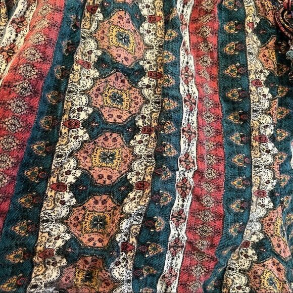 Pink republic patterned shorts  - Picture 3 of 5